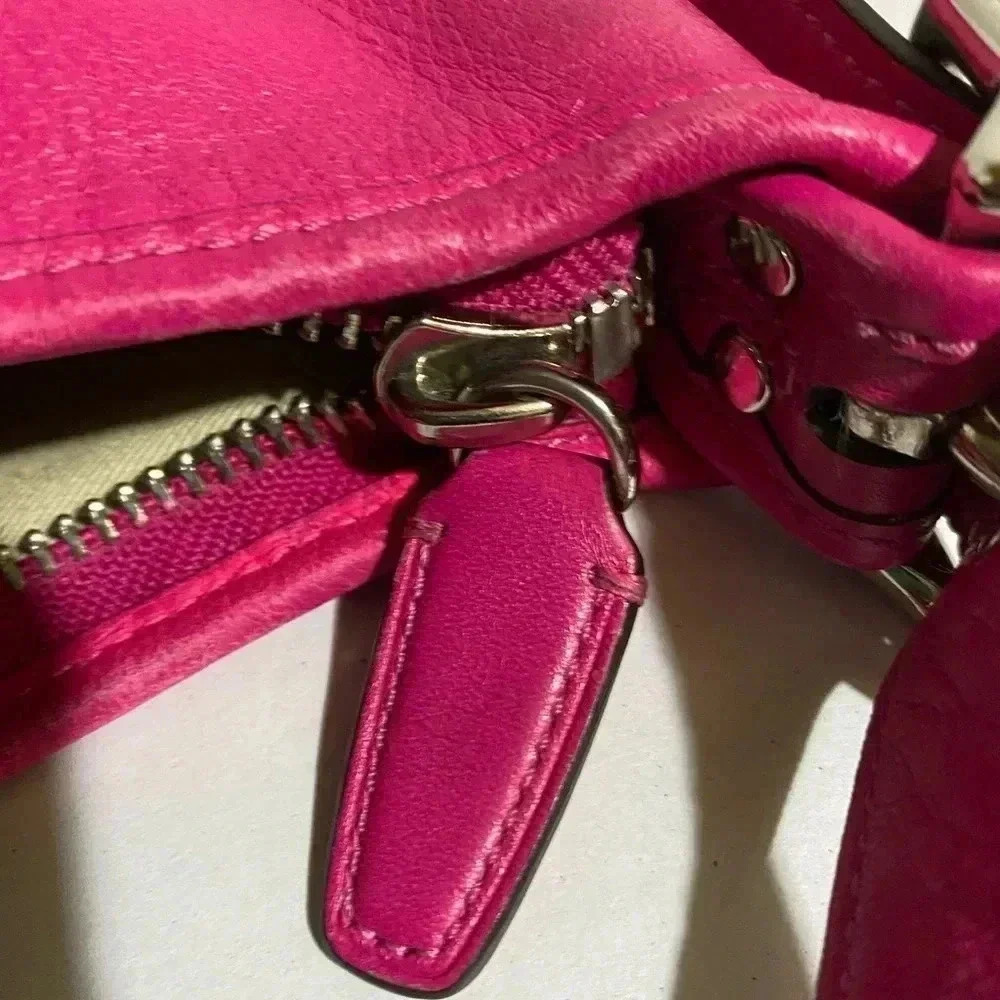Coach pink leather bucket shoulder handbag - Picture 14 of 15